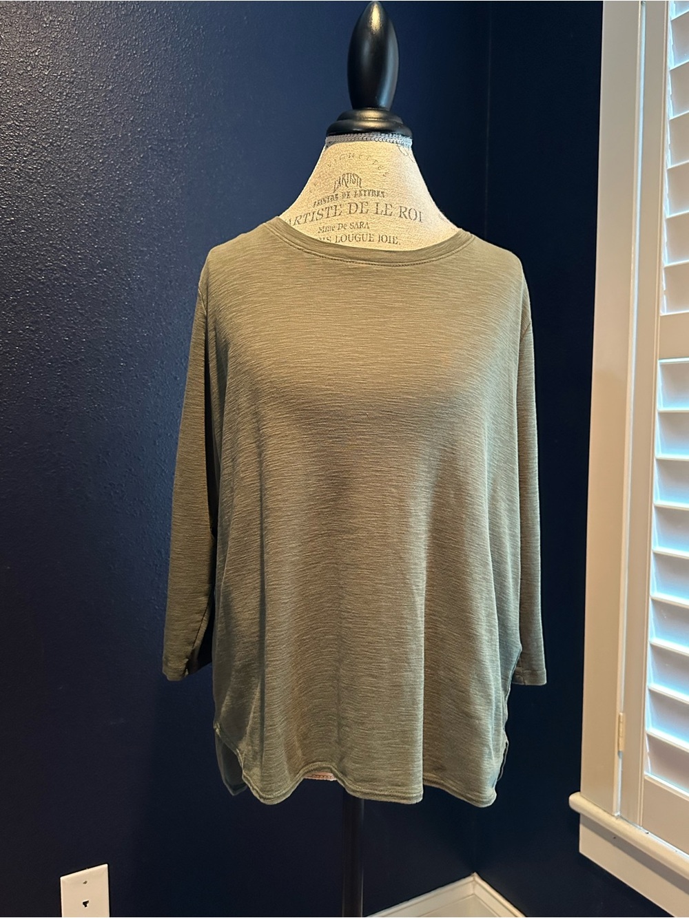 Kirklands Olive Green Long-Sleeve Crewneck Top